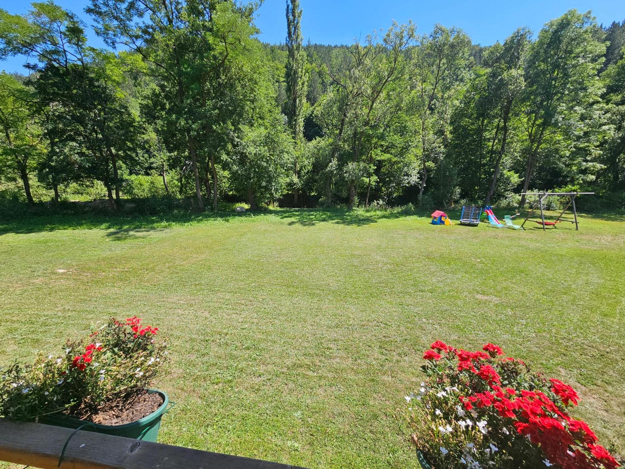 Apartments Ostojic Mokra Gora Exterior photo